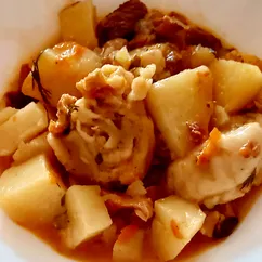 Мясные розочки с грибами и овощами