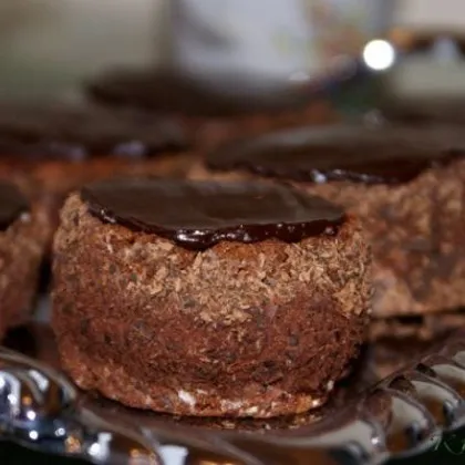 Шоколадные пирожные по мотивам “А-ля Sacher”