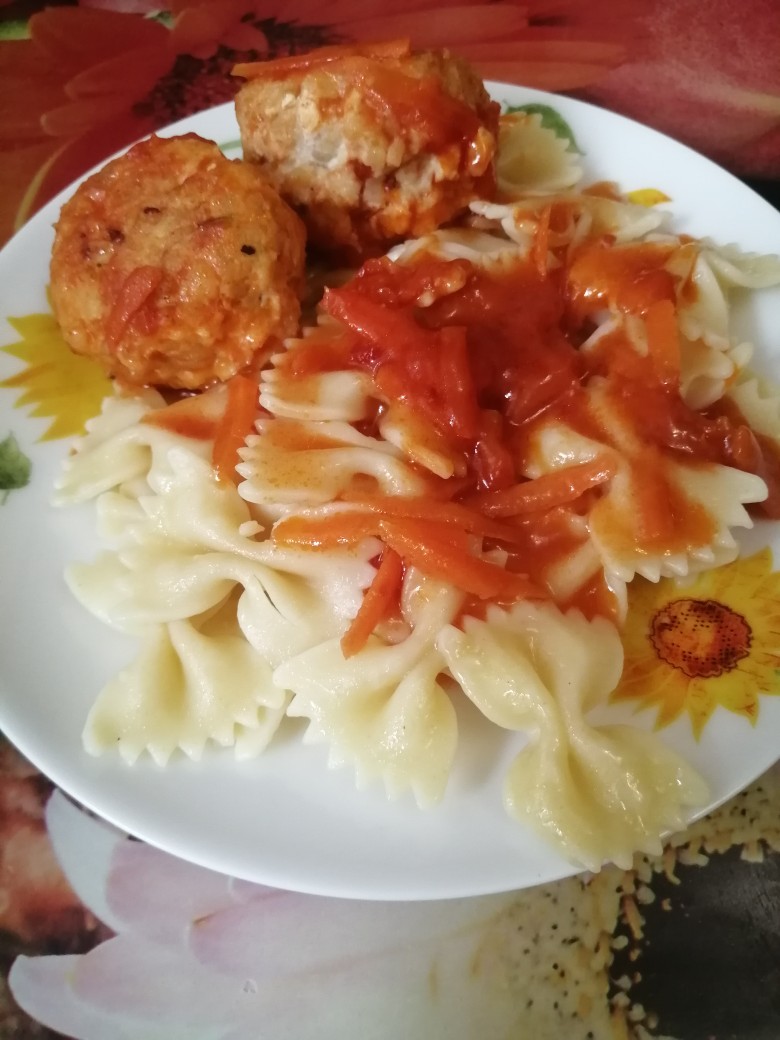 Тефтели из куриного филе с булугуром