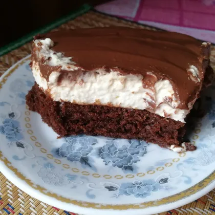 Шоколадный торт-пирог «Лакомка» с воздушным кремом