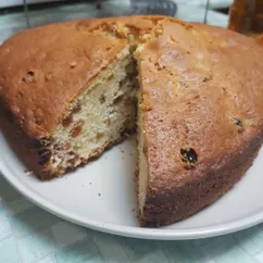 Кекс с изюмом