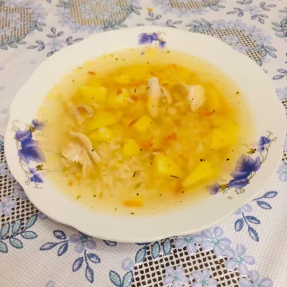 Рисовый суп с копченой грудкой 🥣