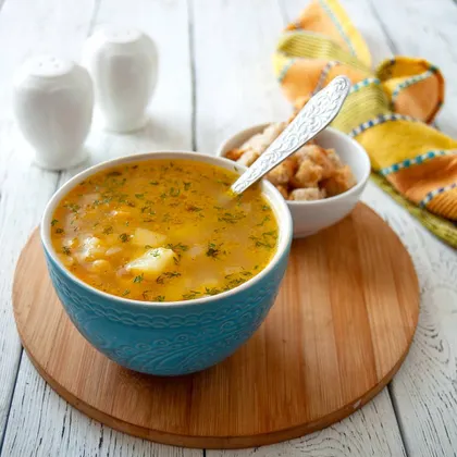 Гороховый суп с копченым салом