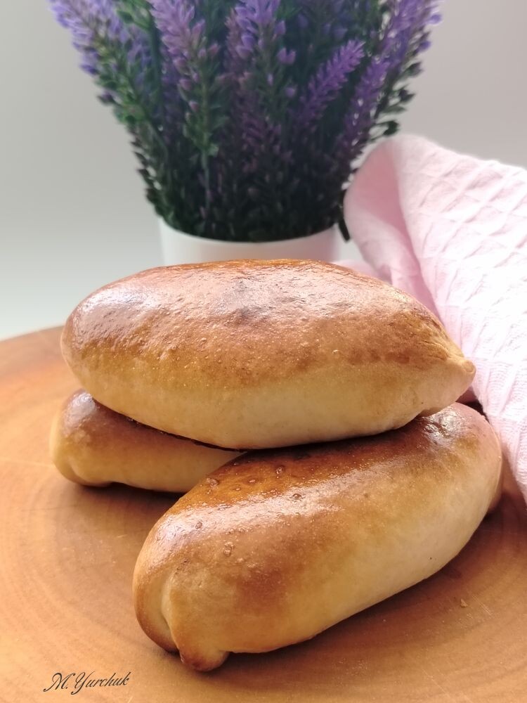 Пирожки с яйцом и зеленым луком