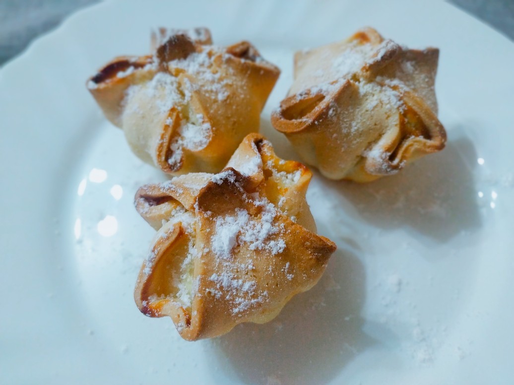 Корзиночки с творогом и яблоком