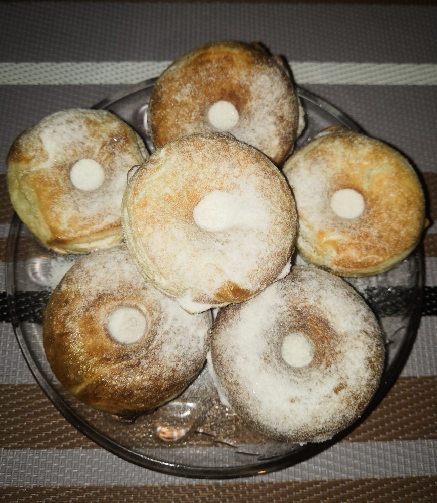 Слоёные пончики🍩