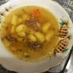 Суп с тушёнкой и фасолью 