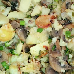 Жареная картошка с шампиньонами