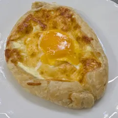 Хачапури по-аджарски