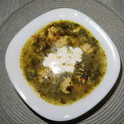 Зелёный суп с фрикадельками