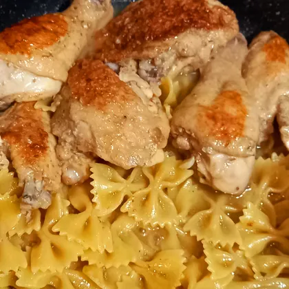 Курица жареная с бантиками