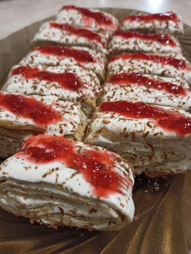 Блинный рулет