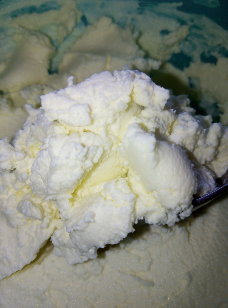 Сыр из кислого молока в мультиварке