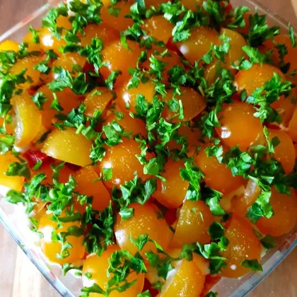 Салат с творогом