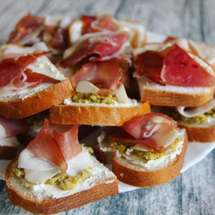 Бутерброды с оливками