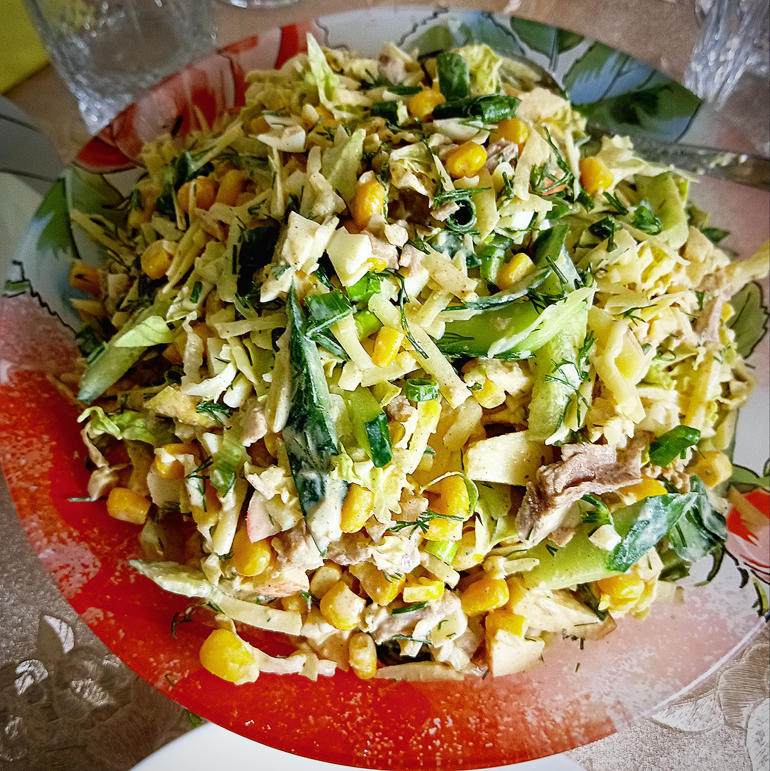 Салат с пекинской капустой