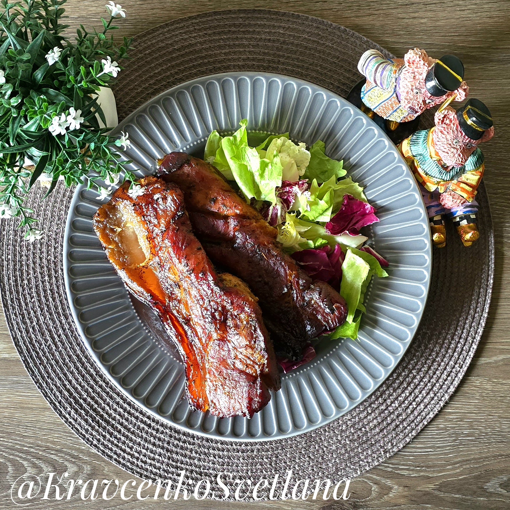 Свинина запеченная в рукаве