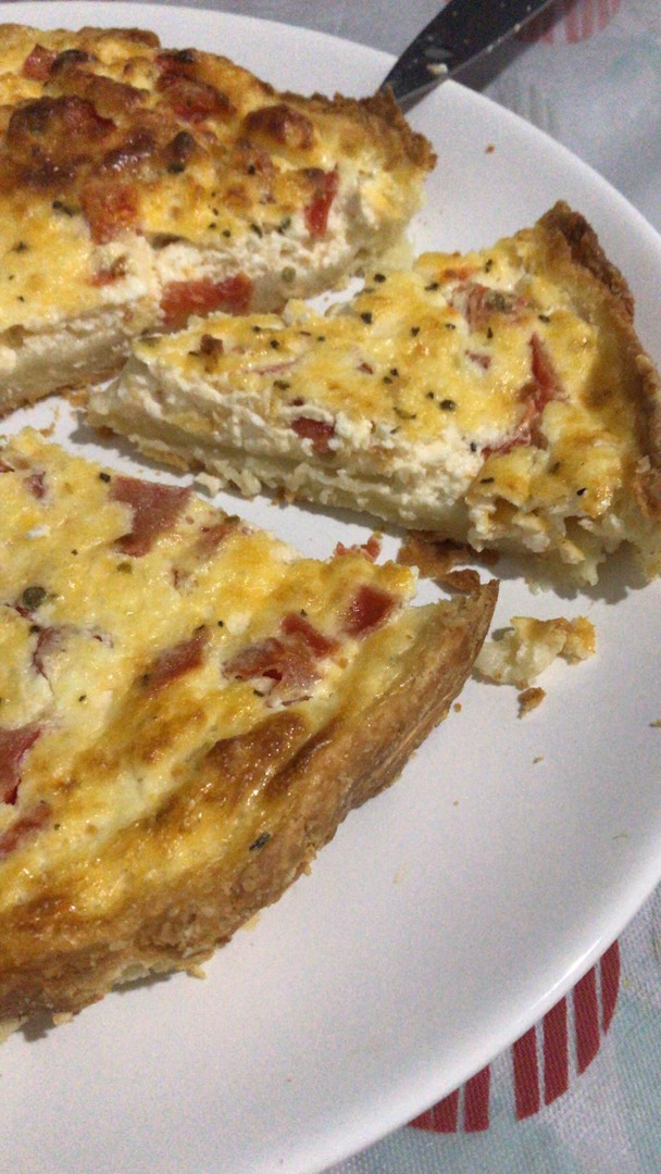 Киш с адыгейским сыром