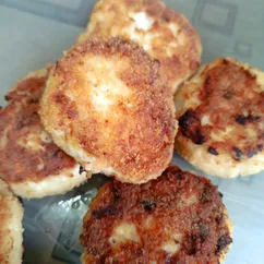 Куриные котлеты с плавленым сыром