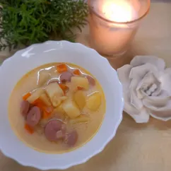 Сырный суп с сосисками