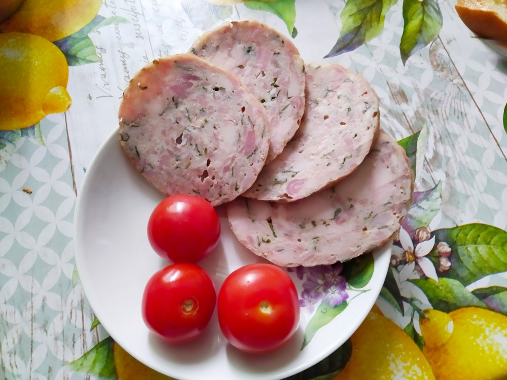 Рулет из мяса кролика