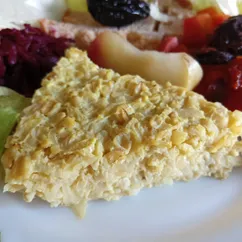 Капустная запеканка с яйцами и овсянкой