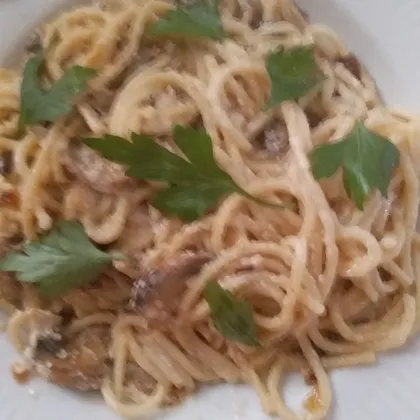 Спагетти с грибами в сметанном соусе 'Ароматные'  #календарь