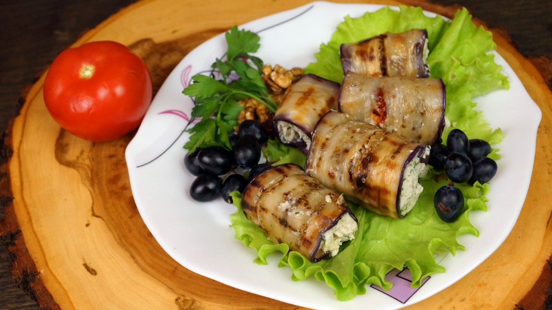 Баклажановые рулеты с творожно-сырной начинкой | Холодная закуска к Празднику