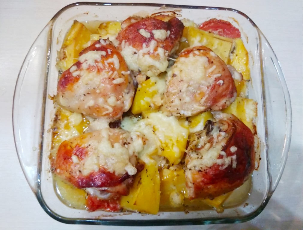 Куриные бедрышки в кефирном маринаде