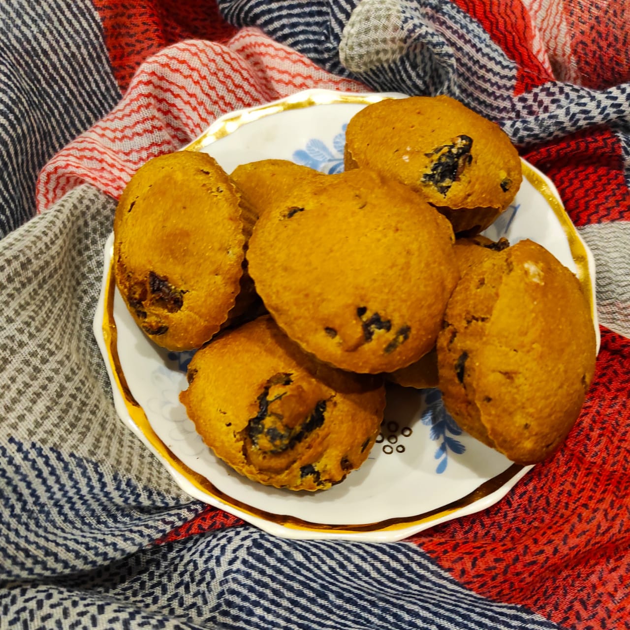 Кофейные кексики с черносливом