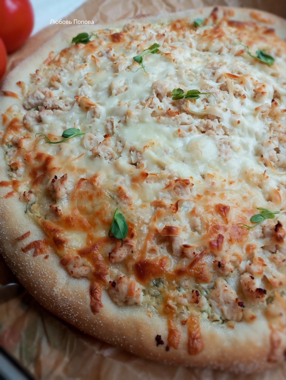 Пицца с куриным фаршем и соусом ранч