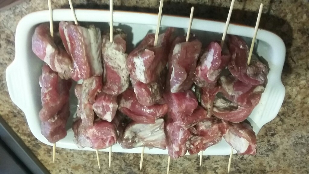 Шашлык на шпажках в духовке