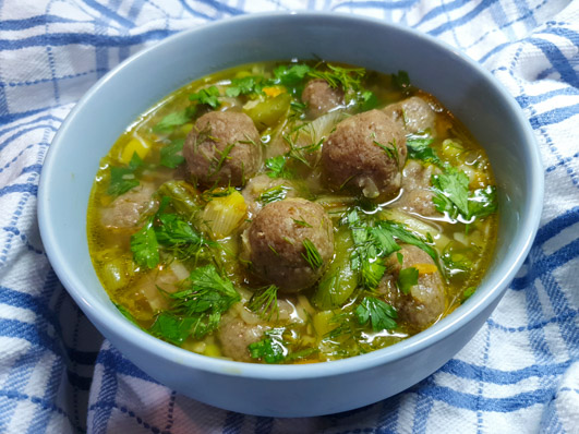 Суп с печёночными клёцками