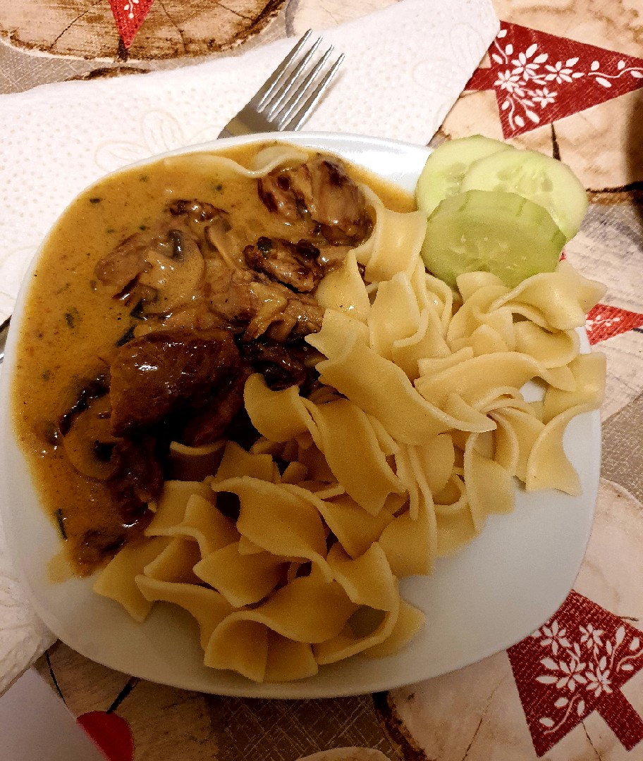 Мясное рагу по-цюрихски