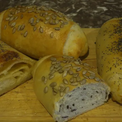 Слоеный пшеничный хлеб с разными начинками