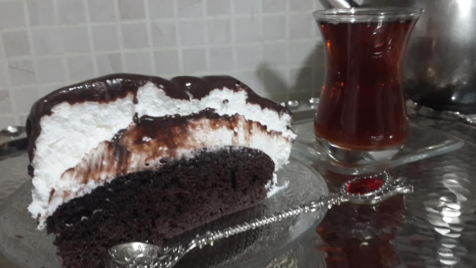 Плачущий влажный кекс