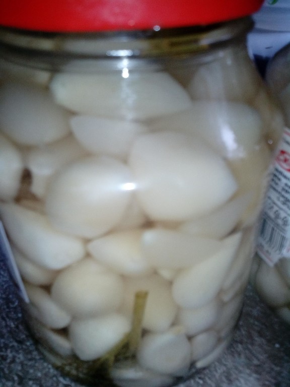 Маринованный чеснок