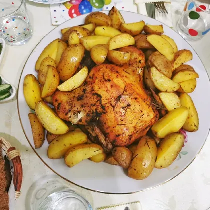Курица запечённая в духовке с картофелем