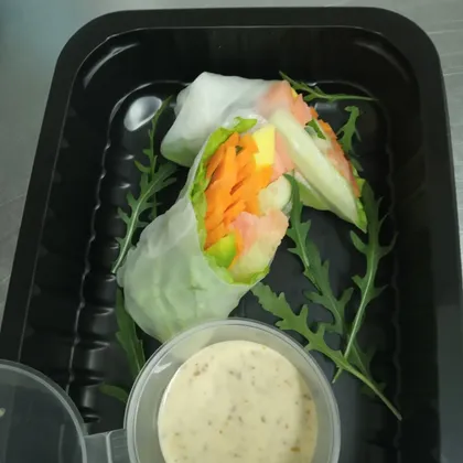 Spring Rolls с лососем