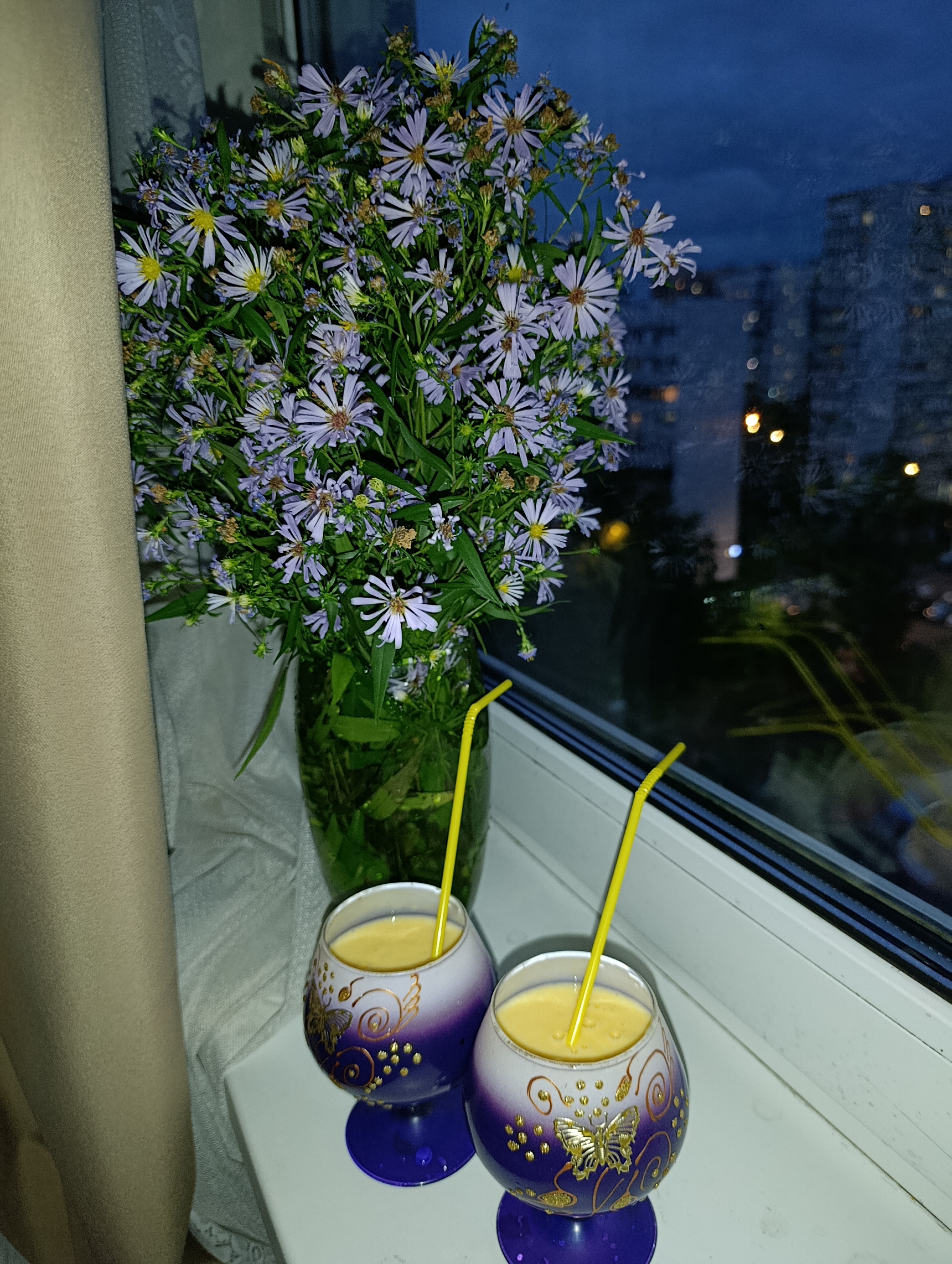 Манговый напиток