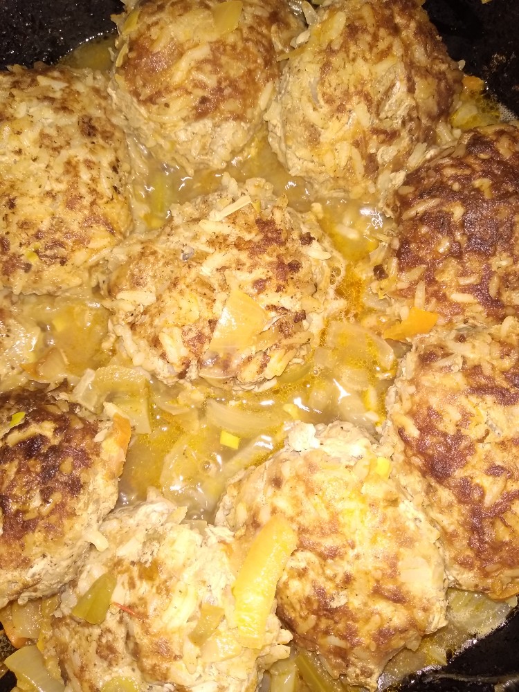 Мясные ёжики в овощах