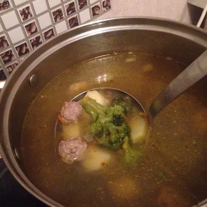Легкий суп с фрикадельками