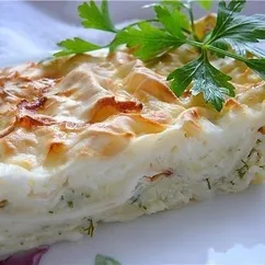 Пирог из лаваша с сыром и зеленью