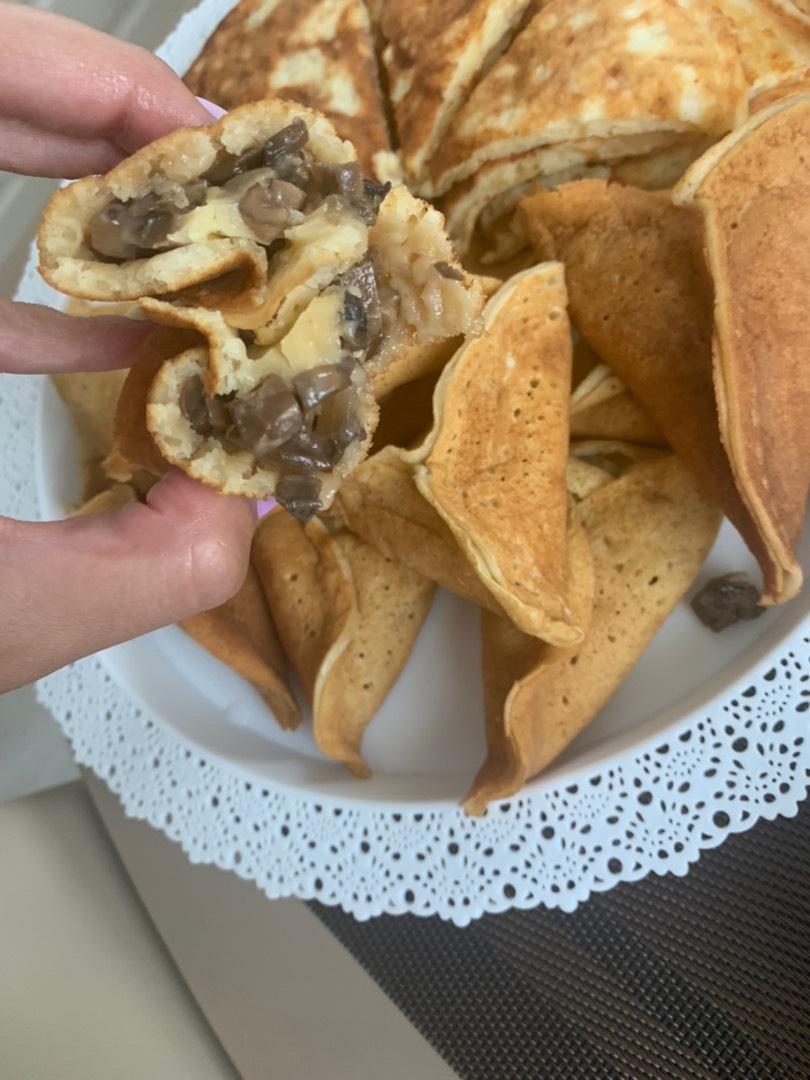 Катаеф арабские блинчики с начинкой с грибами и сыром