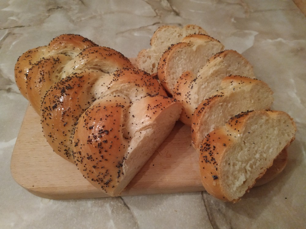 Плетёнка с маком