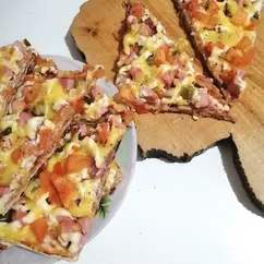 Пицца на лаваше с ветчиной 🍕