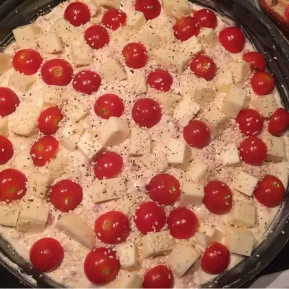 Пирог с окороком,помидорами и сыром