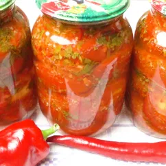 Маринованные помидоры с хреном и чесноком | Pickled tomatoes with horseradish and garlic