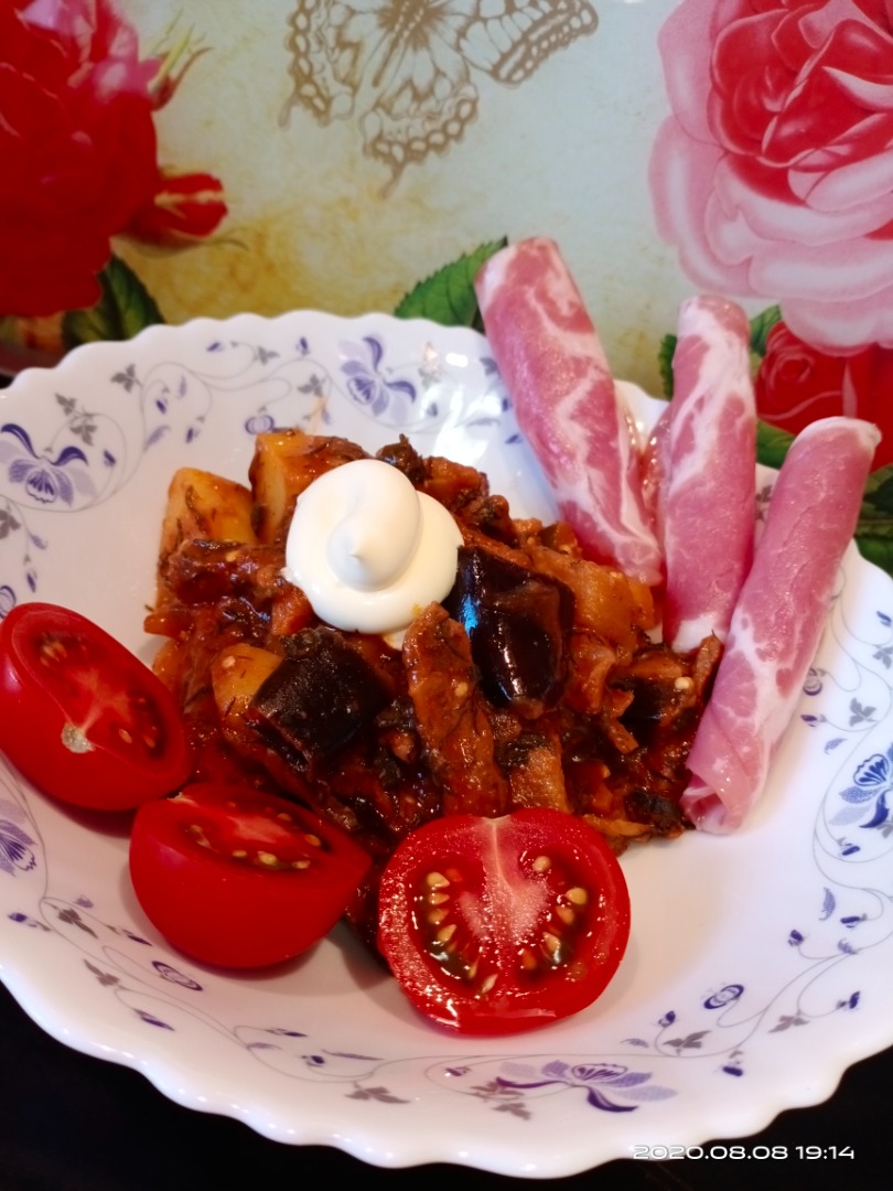Рагу с говядиной и баклажанами