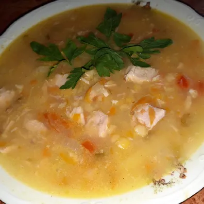 Гороховый суп с индейкой и овощами